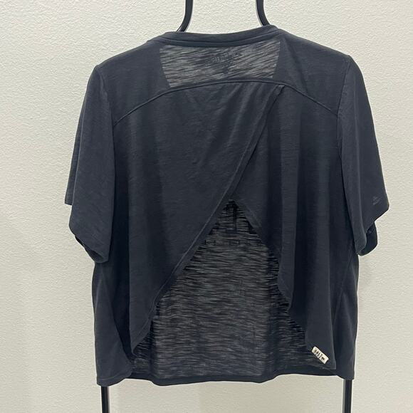 Salt Life Ocean Addict Charcoal Gray Open Back Cropped T-shirt ~ Women's XL - Picture 4 of 4